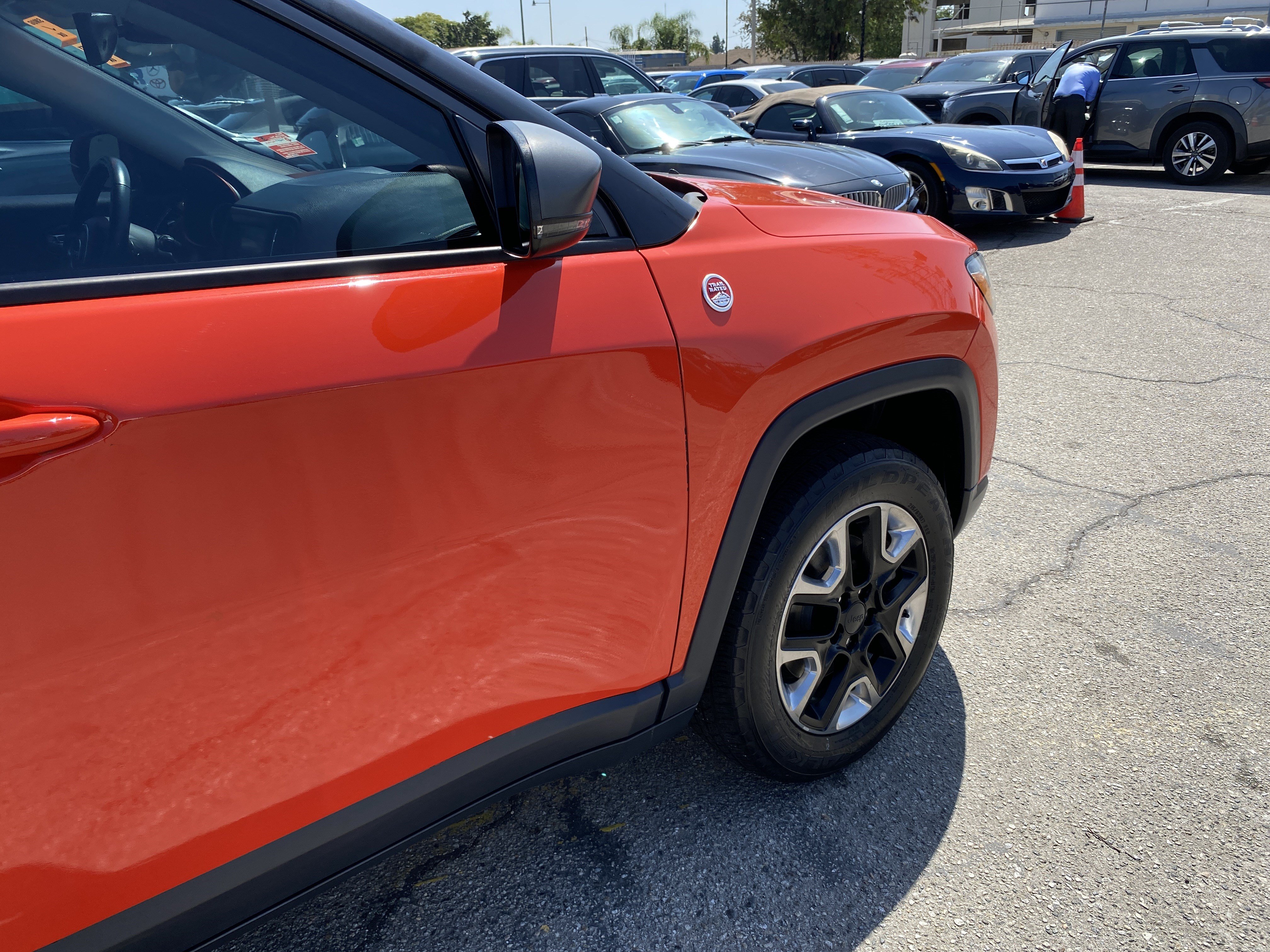 Used 2017 Jeep Compass Trailhawk w/ Leather Interior Group AWD/4WD image 31