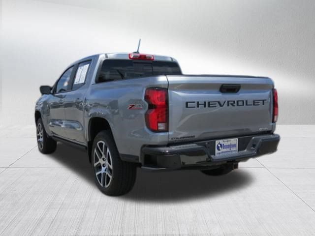 Used 2024 Chevrolet Colorado Z71 w/ Z71 Convenience Package 2 AWD/4WD image 5