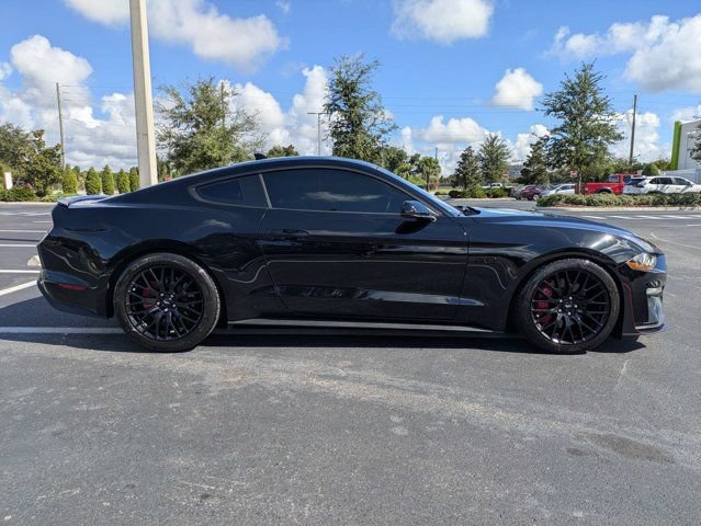 Used 2022 Ford Mustang GT Premium w/ Equipment Group 401A RWD image 2