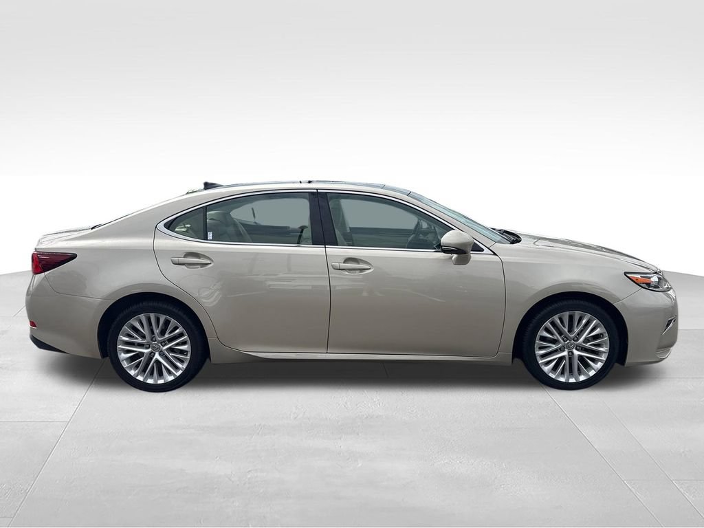 Used 2018 Lexus ES 350 w/ Luxury Package w/Wood Trim FWD image 6