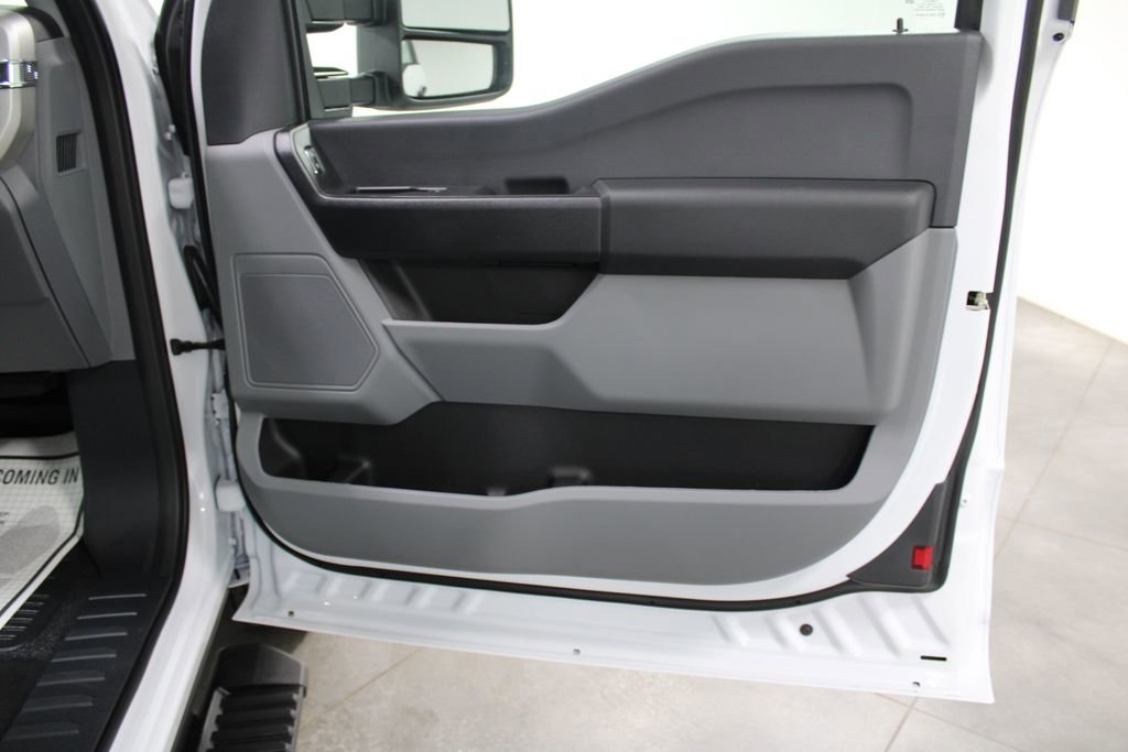 New 2026 Ford F250 XL image 28