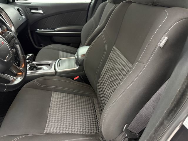 Used 2023 Dodge Charger SXT RWD image 25