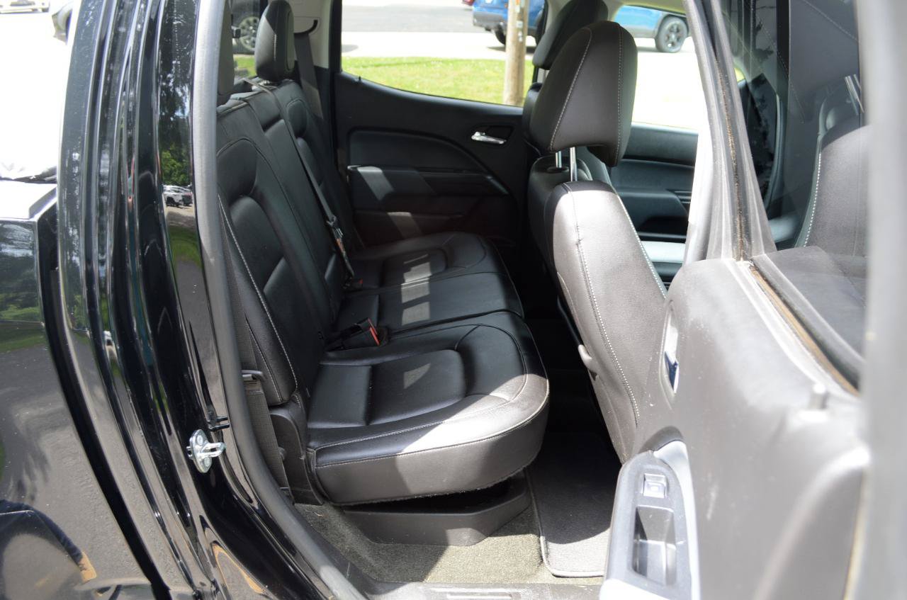 Used 2018 Chevrolet Colorado Z71 AWD/4WD image 16