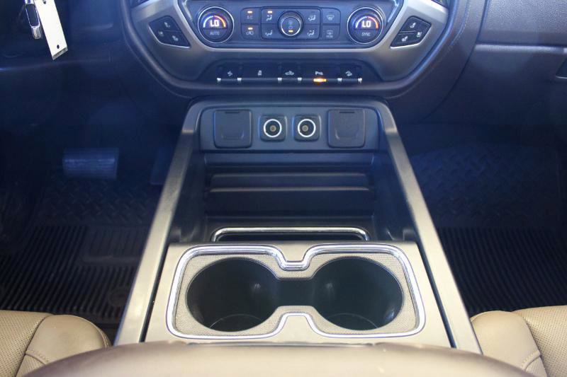 Used 2017 Chevrolet Silverado 2500 LTZ w/ Vortec Plus Package image 38