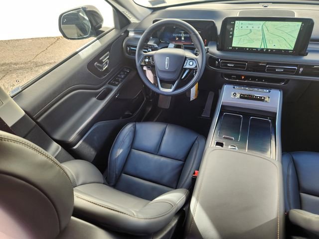 New 2026 Lincoln Aviator AWD w/ Jet Appearance Package image 10