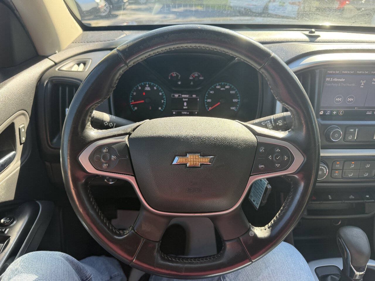 Used 2022 Chevrolet Colorado LT w/ LT Convenience Package AWD/4WD image 19