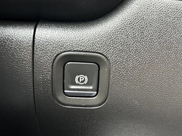 Certified 2021 Chevrolet Silverado 1500 Custom w/ LPO, Dark Essentials Package image 26