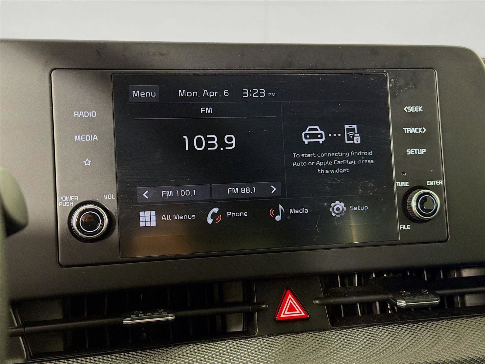 Used 2024 Kia Sportage LX image 14