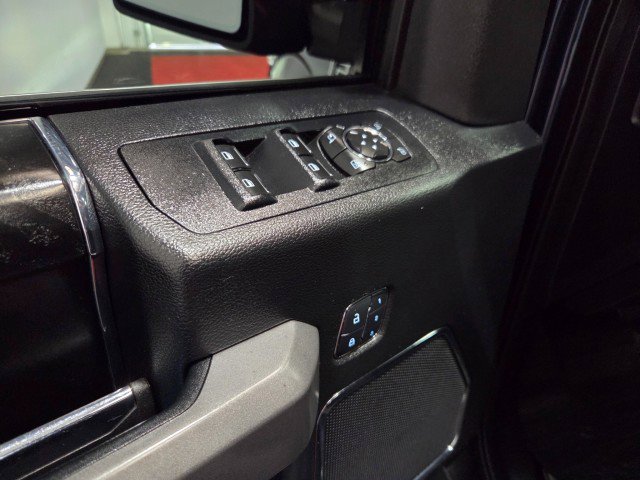 Used 2018 Ford F150 Platinum w/ Equipment Group 701A Luxury AWD/4WD image 35