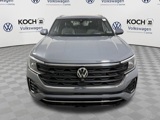 New 2026 Volkswagen Atlas Cross Sport SEL Premium R-Line image 2