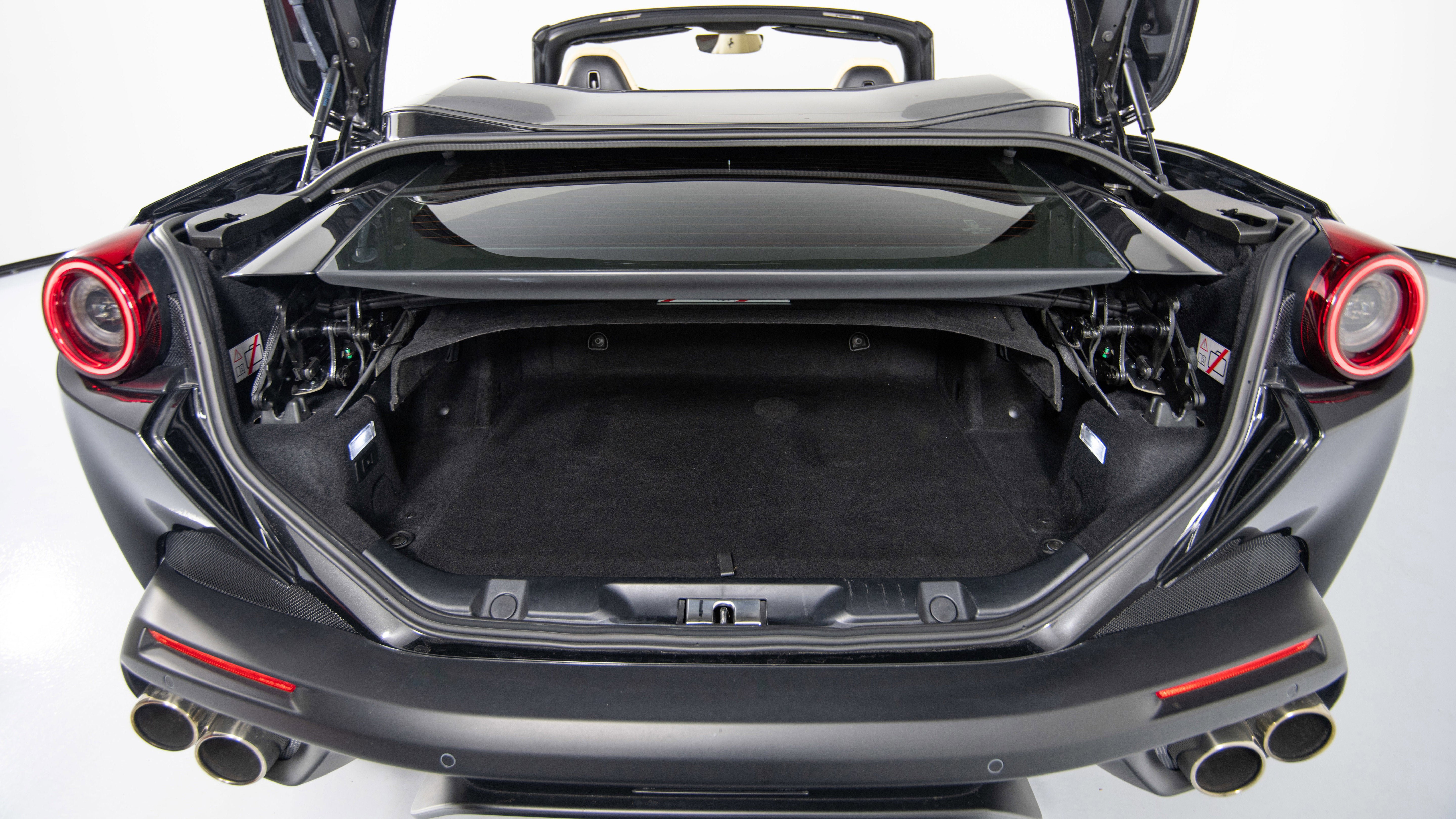 Certified 2019 Ferrari Portofino image 27