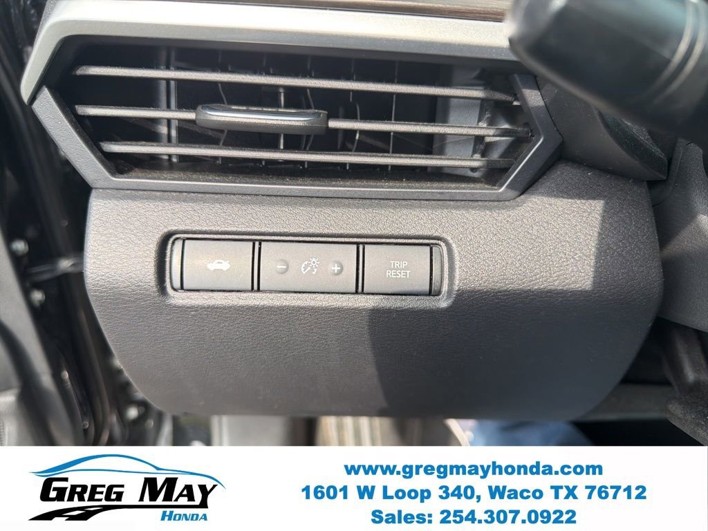 Used 2024 Nissan Altima 2.5 SV image 19