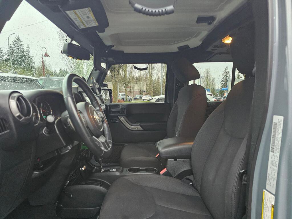 Used 2015 Jeep Wrangler Unlimited Sport w/ Quick Order Package 24S image 22