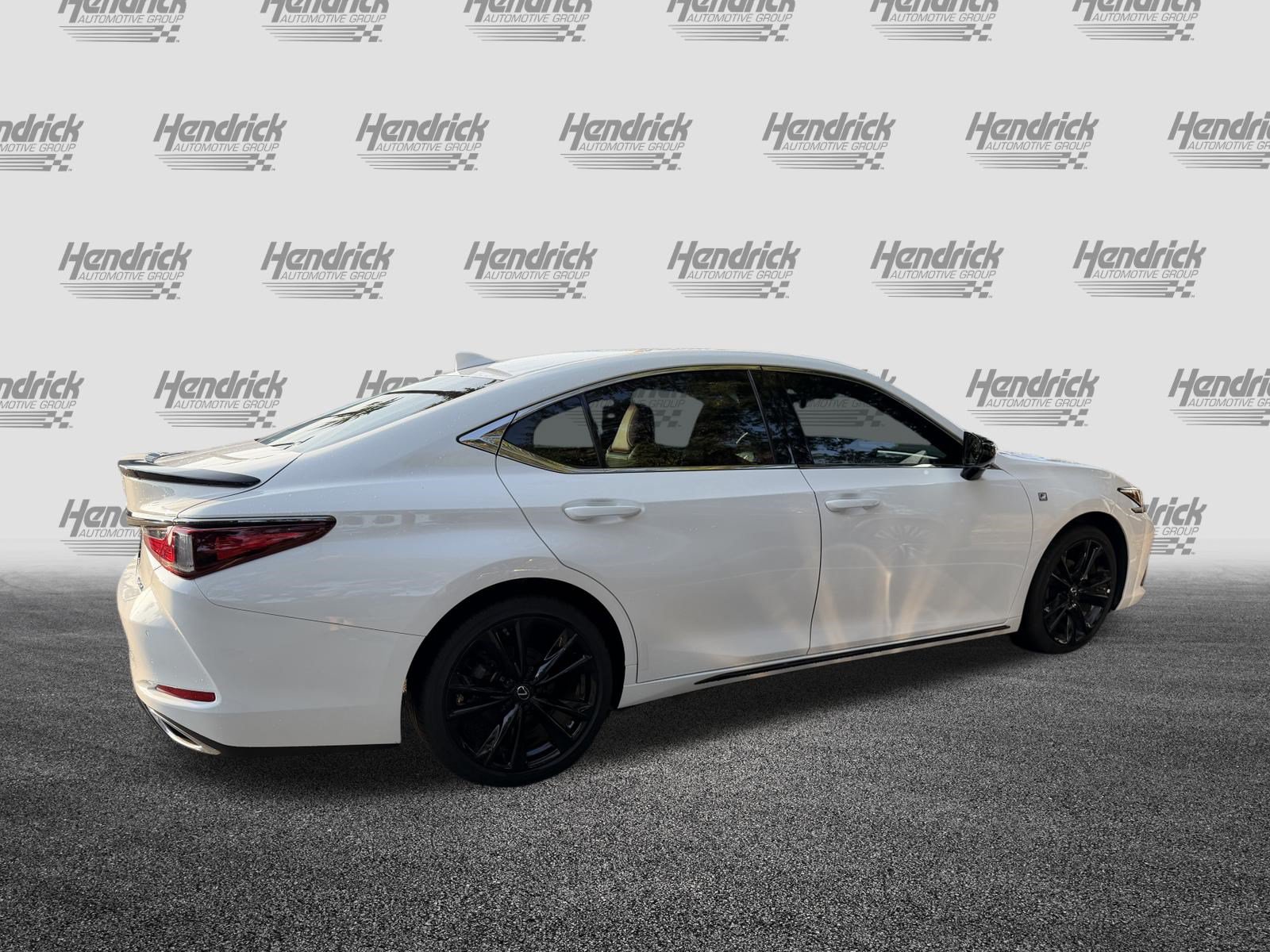 Certified 2025 Lexus ES 350 F Sport FWD image 10