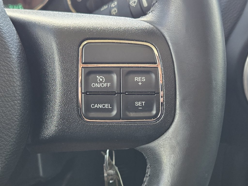 Used 2013 Jeep Wrangler Rubicon w/ PWR Convenience Group AWD/4WD image 36