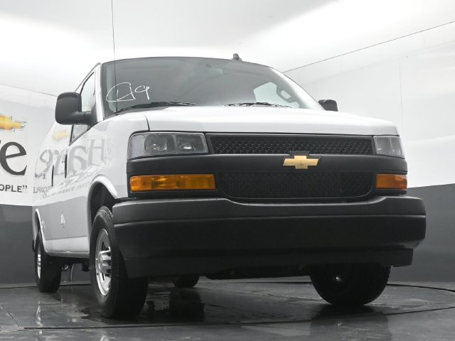 New 2027 Chevrolet Express 2500 w/ Driver Convenience Package RWD image 3