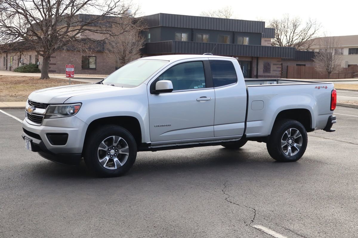 Used 2017 Chevrolet Colorado W/T w/ WT Convenience Package image 10