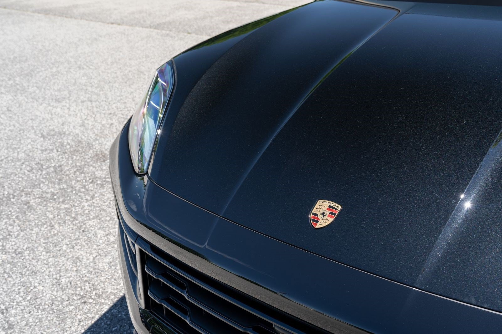 New 2026 Porsche Cayenne GTS AWD/4WD image 19