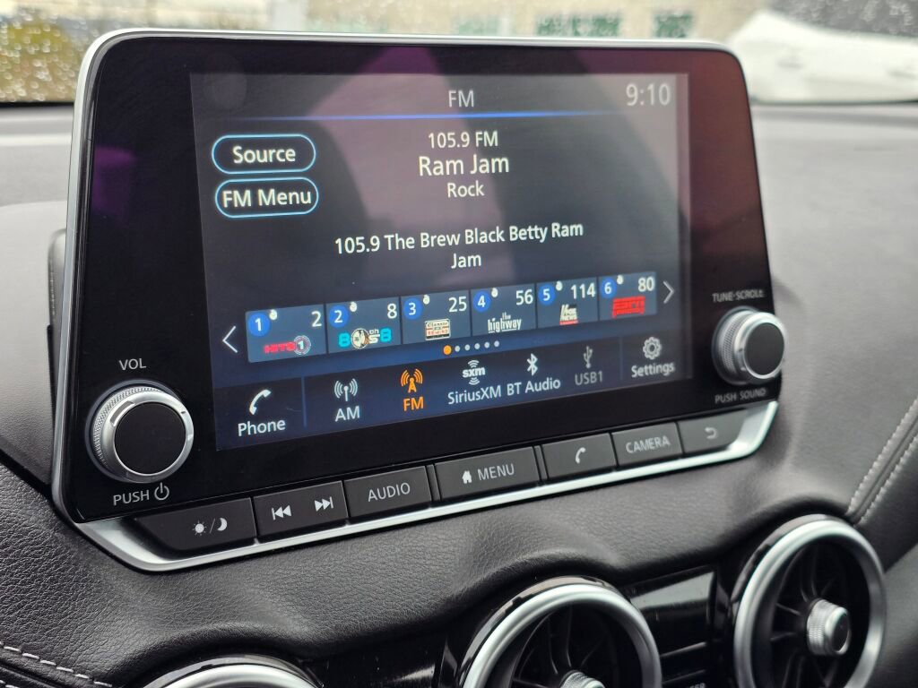 Used 2024 Nissan Sentra SV FWD image 27