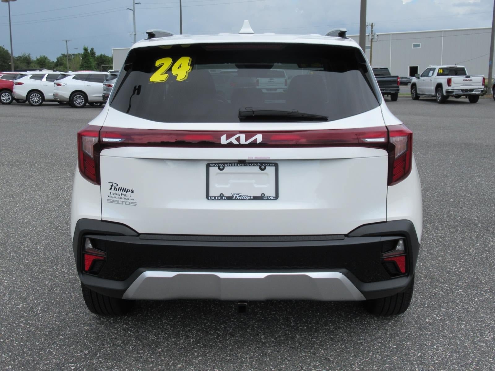 Used 2024 Kia Seltos S FWD image 6