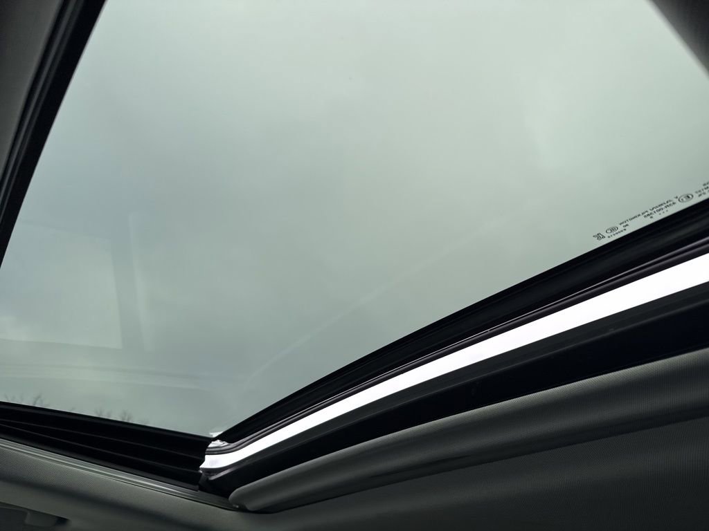 Used 2020 GMC Yukon XL SLT image 48