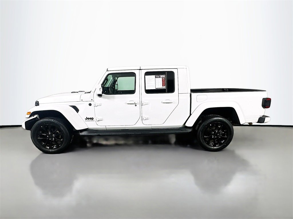 Used 2023 Jeep Gladiator Overland image 5