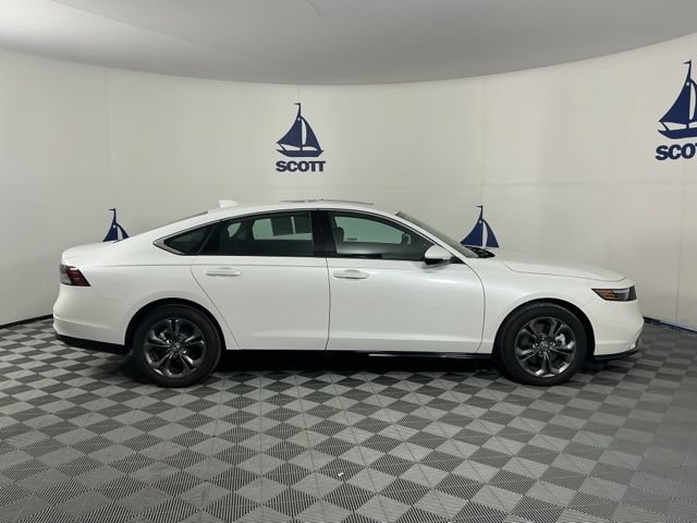 Certified 2026 Honda Accord EX-L image 6