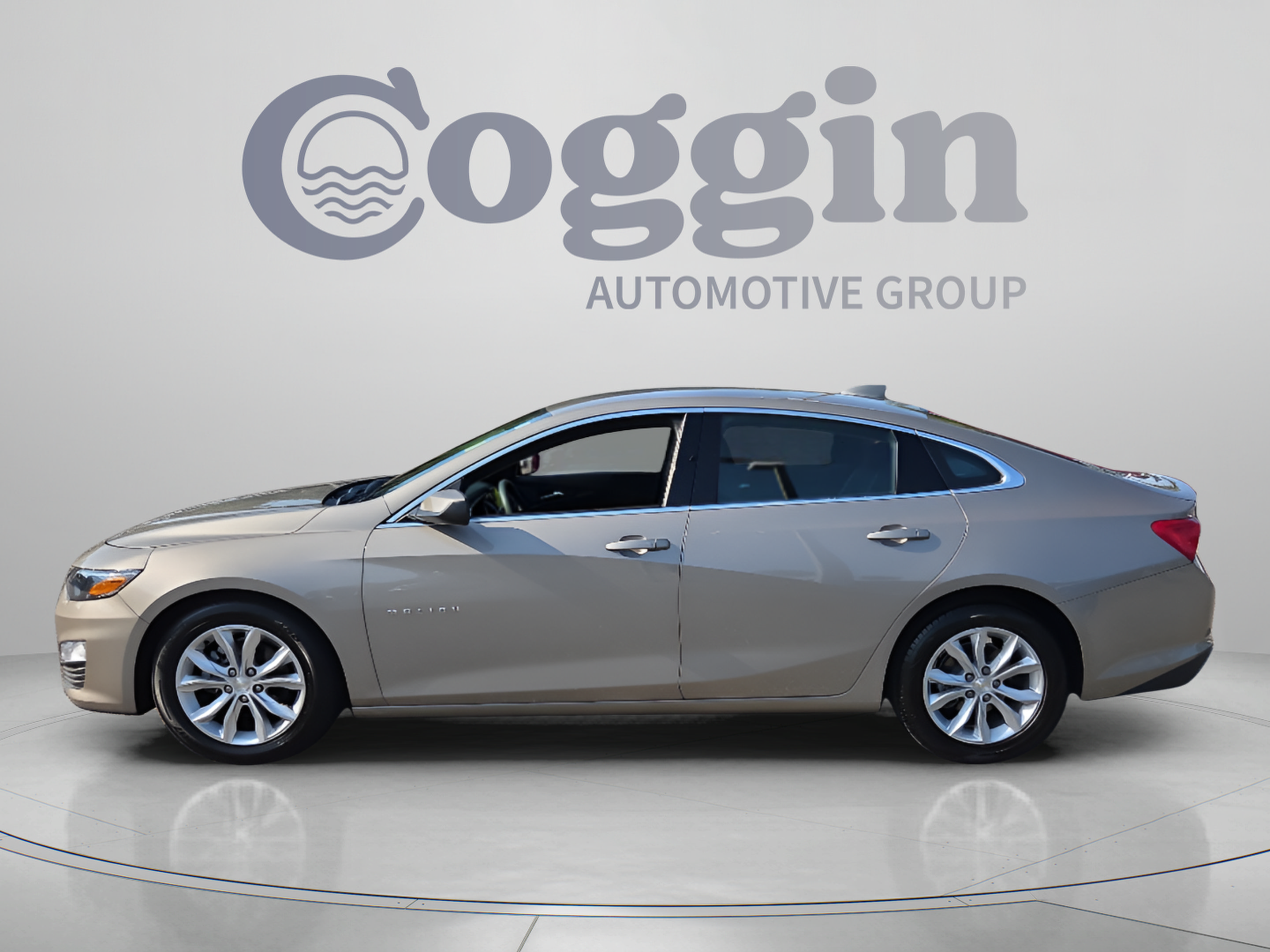 Certified 2023 Chevrolet Malibu LT FWD image 2