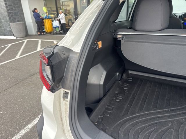 Used 2025 Subaru Crosstrek 2.0i Premium image 14
