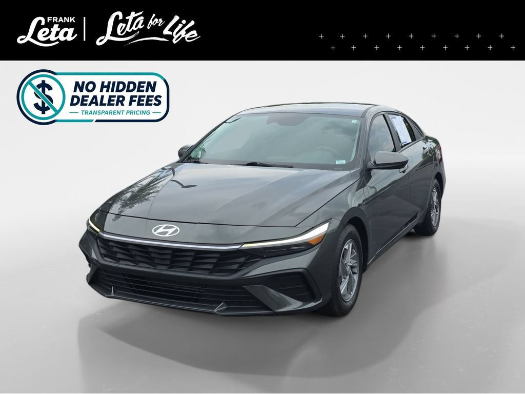 Used 2024 Hyundai Elantra SE FWD image 1