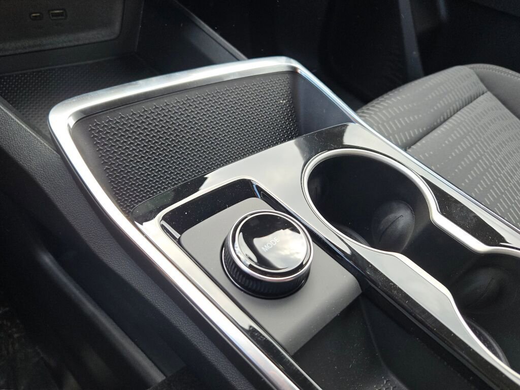 New 2026 Chevrolet Equinox LT AWD/4WD image 23