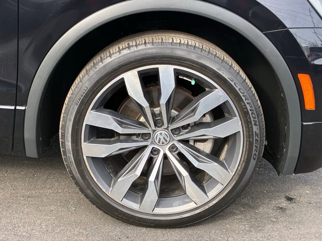 Used 2021 Volkswagen Tiguan SEL Premium R-Line image 51