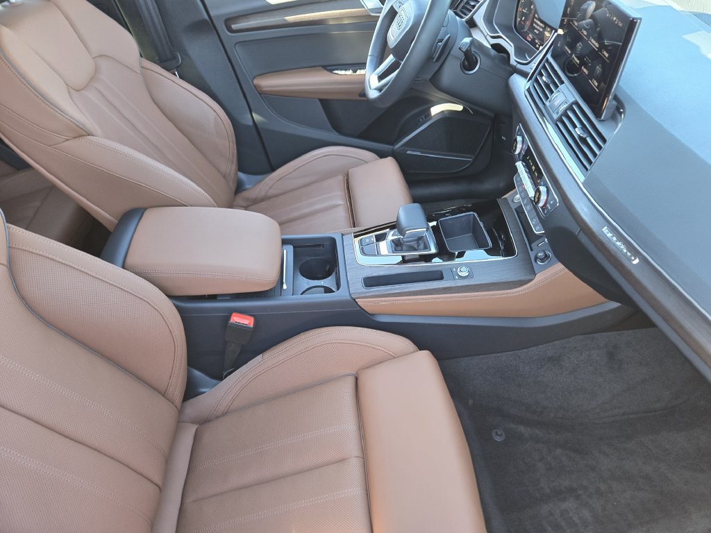 Certified 2024 Audi Q5 2.0T Prestige w/ Prestige Package AWD/4WD image 18