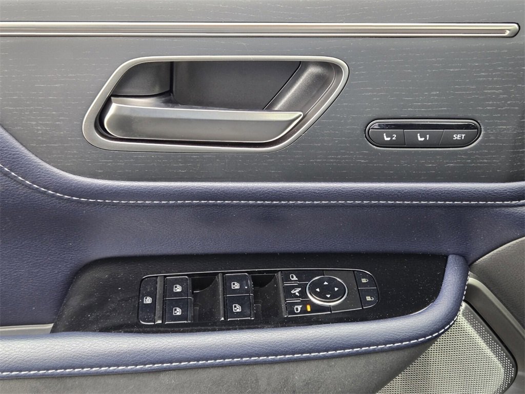 New 2026 INFINITI QX80 4WD w/ Sport Exterior Package image 25