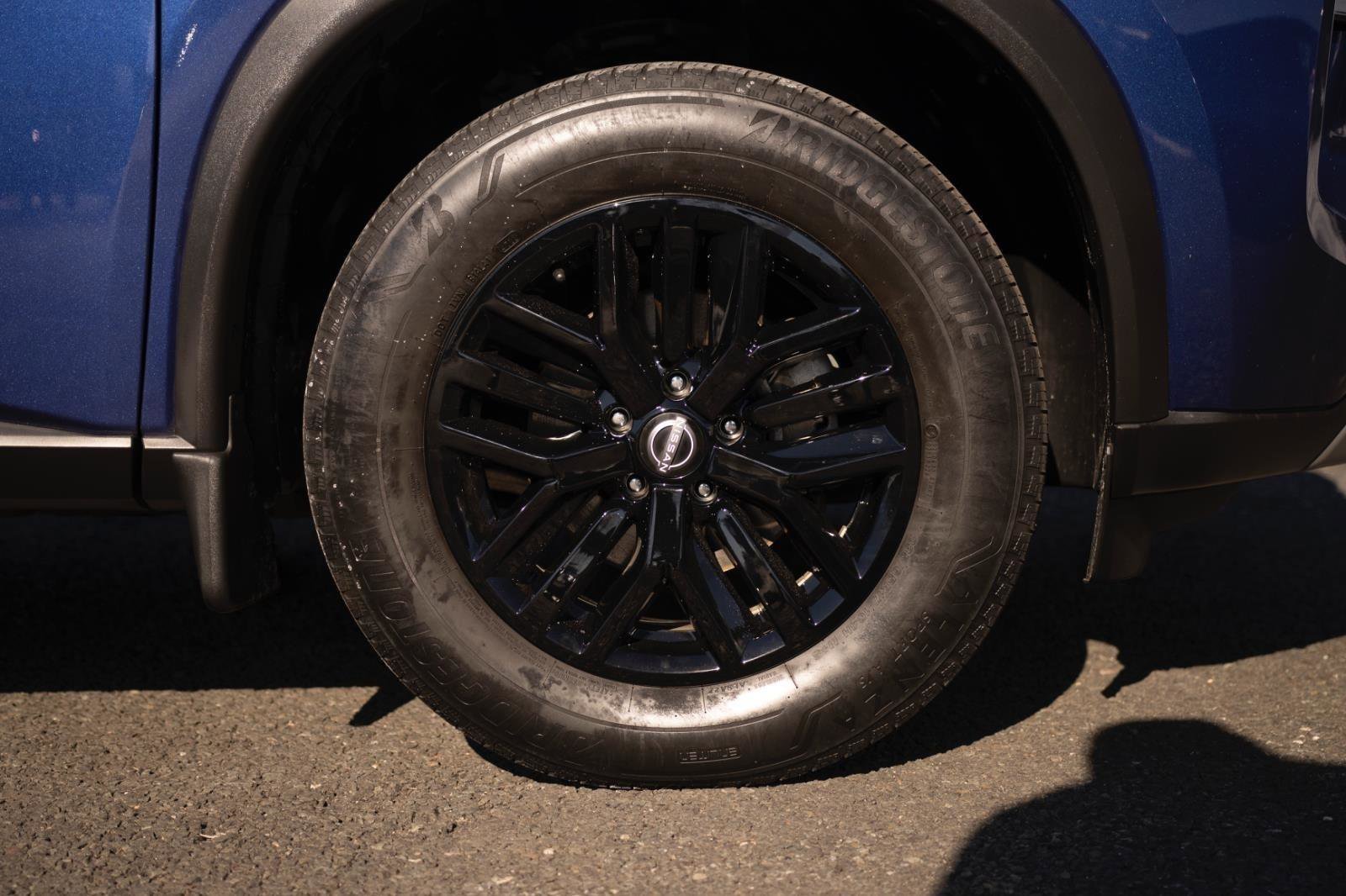 Used 2023 Nissan Rogue S image 27