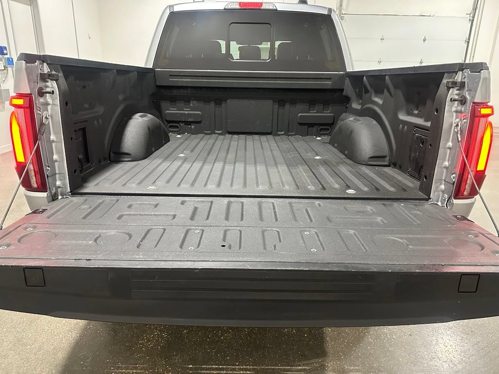 Used 2024 Ford F150 Lariat w/ FX4 Off-Road Package AWD/4WD image 9