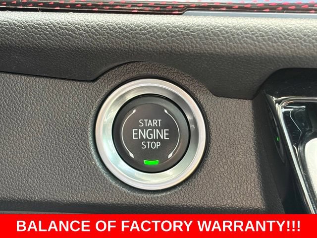 Used 2024 Chevrolet Traverse RS FWD image 27