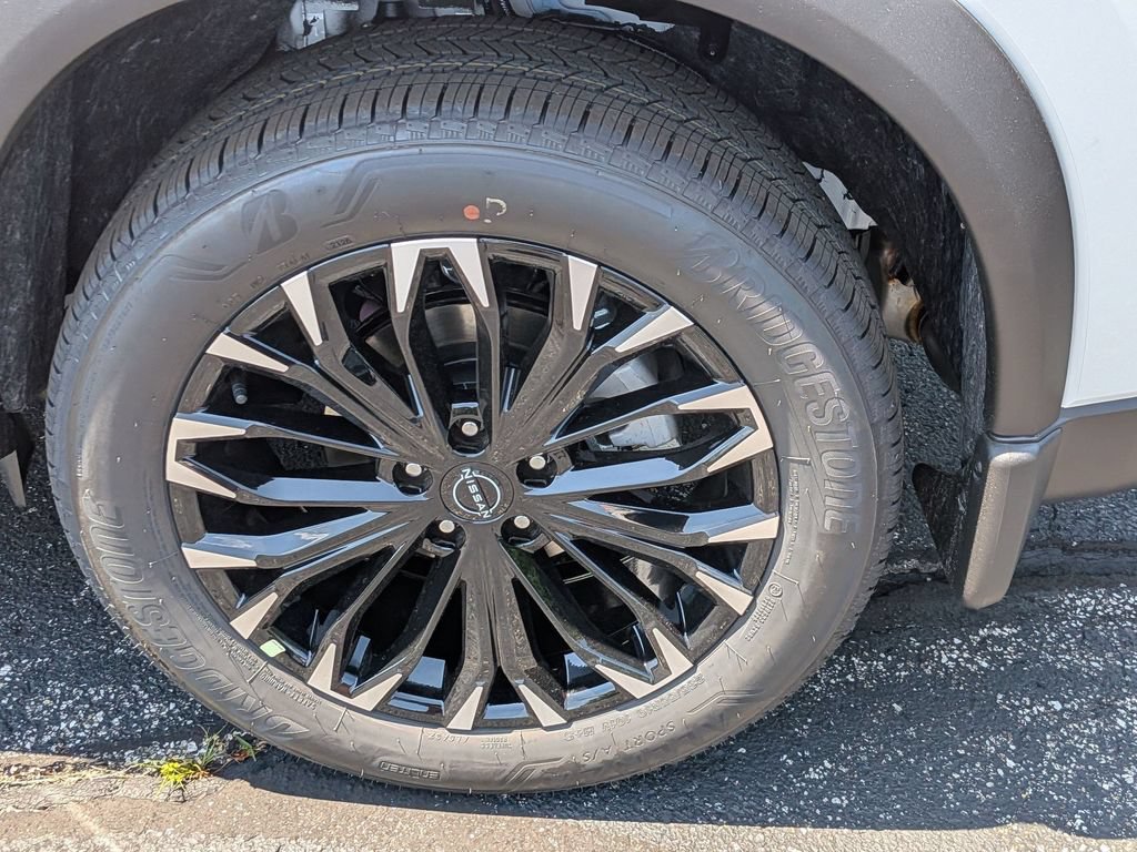 New 2026 Nissan Rogue Dark Armor AWD/4WD image 13
