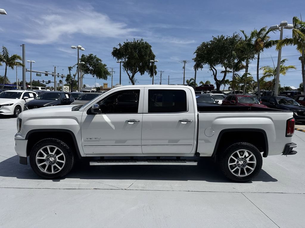 Used 2018 GMC Sierra 1500 Denali RWD image 11