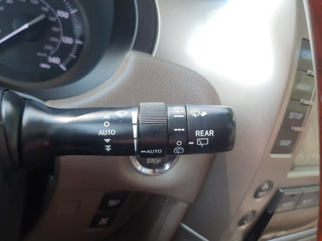 Used 2011 Lexus GX 460 image 24