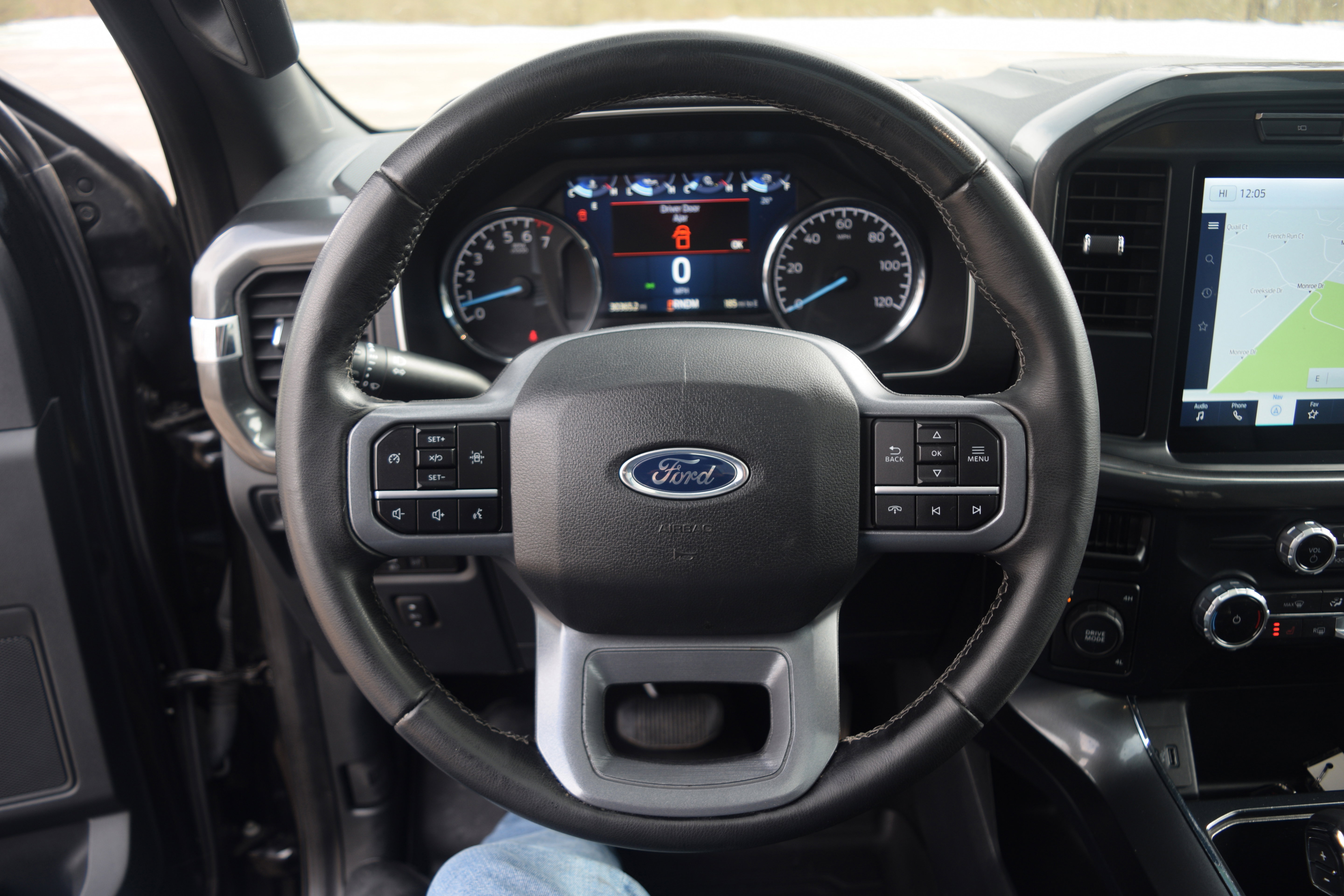 Used 2023 Ford F150 XLT w/ Equipment Group 302A High image 4