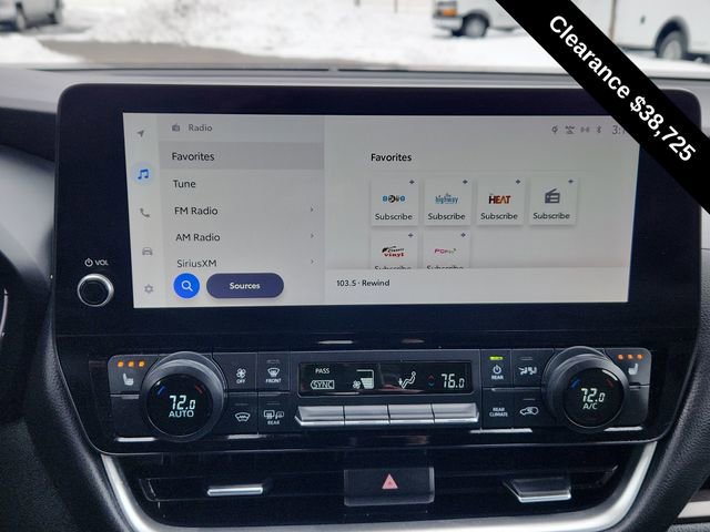 Used 2024 Toyota Grand Highlander XLE image 38