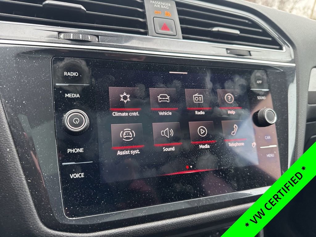 Used 2022 Volkswagen Tiguan SE R-Line image 19