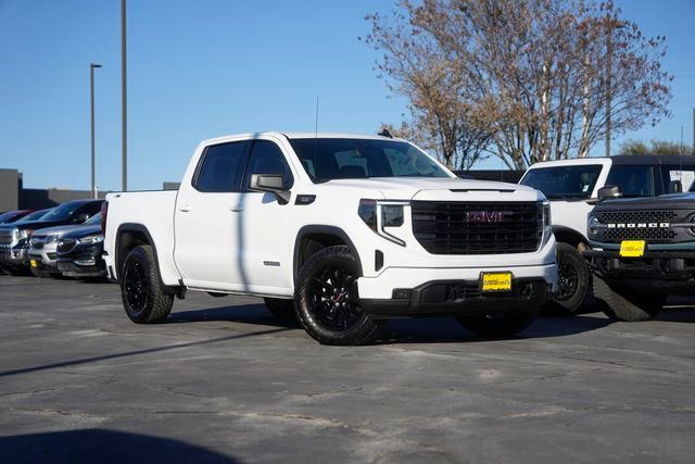 Used 2025 GMC Sierra 1500 Elevation image 2