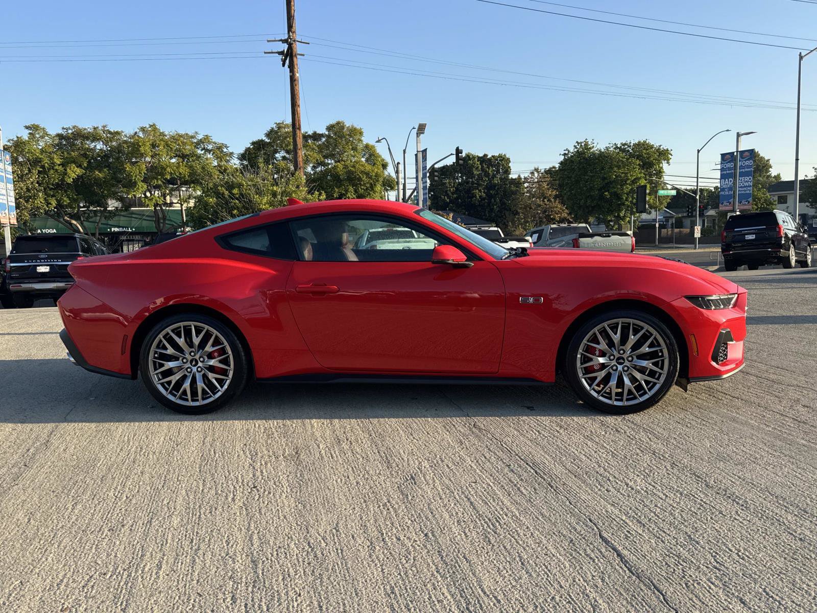 Used 2026 Ford Mustang GT Premium RWD image 2