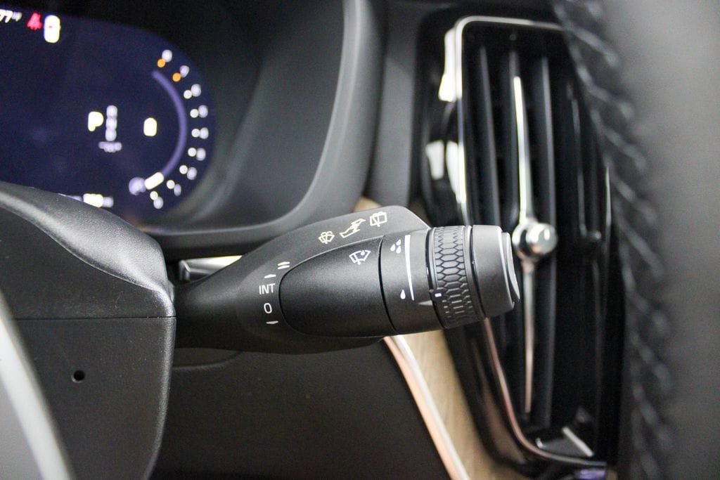 New 2026 Volvo XC60 B5 Plus w/ Protection Package Premier AWD/4WD image 48