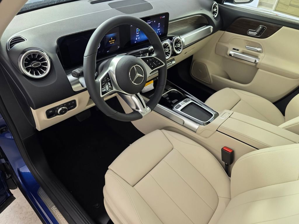 New 2026 Mercedes-Benz GLB 250 image 7