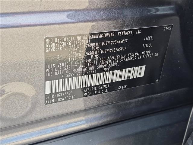 Used 2025 Toyota RAV4 XLE AWD/4WD image 25