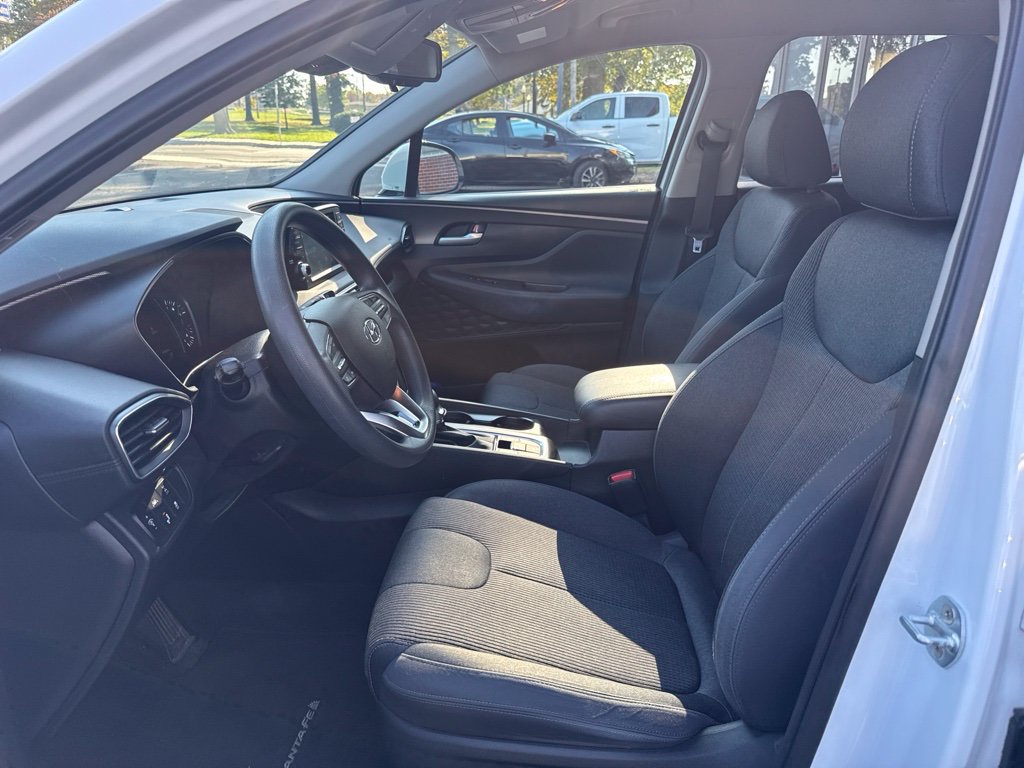 Used 2019 Hyundai Santa Fe SEL AWD/4WD image 6