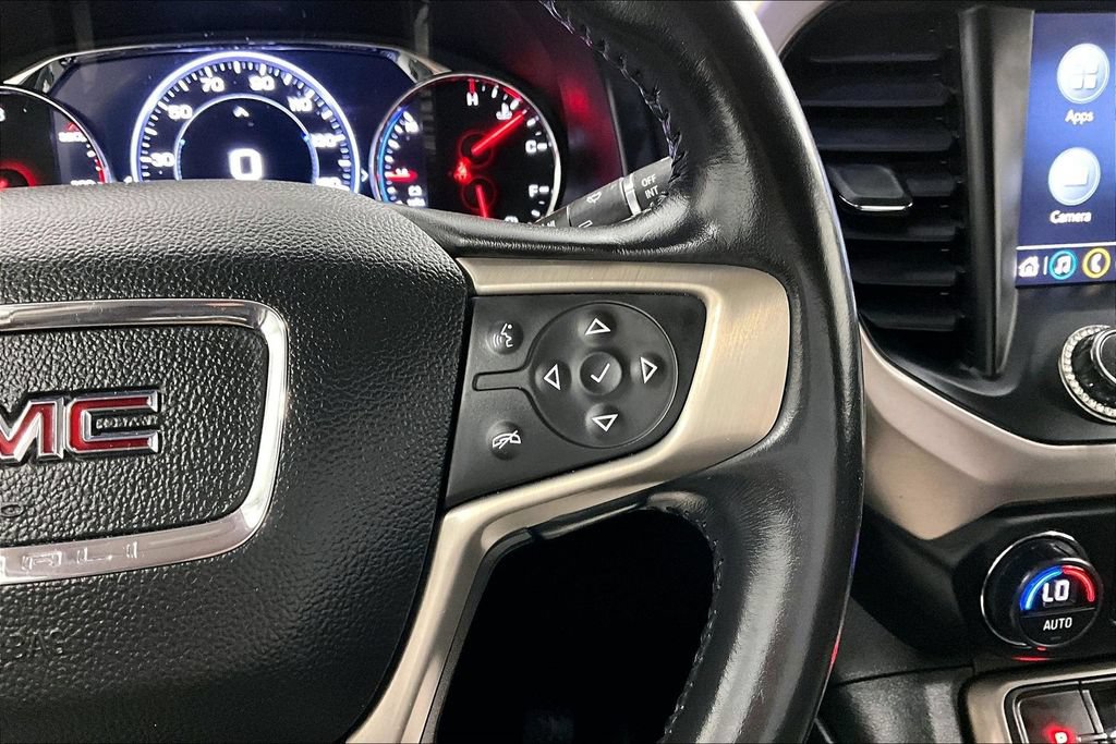 Used 2022 GMC Acadia Denali w/ Denali Ultimate Package FWD image 26